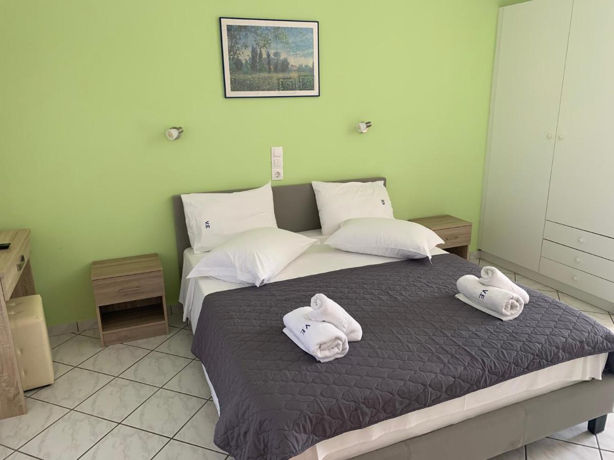 Eleftheria Studios And Apartments Acharavi  Ngoại thất bức ảnh