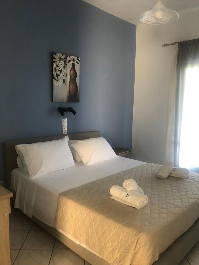 Eleftheria Studios And Apartments Acharavi  Ngoại thất bức ảnh